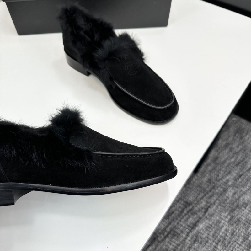 Ch**el loafers